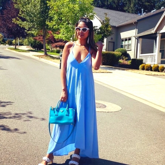 Elegant Blue Maxi Dress - Picture 1 of 2